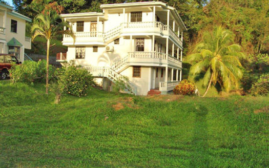 PICARD – 2 Fine Apartment Buildings Comprising 11 Beds