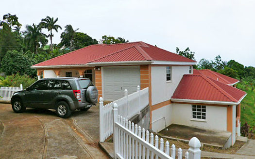 VIEILLE CASE – 6 Bedroom Charming House on 2 Acres