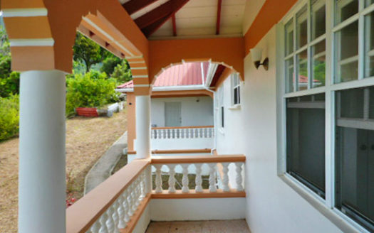 VIEILLE CASE – 6 Bedroom Charming House on 2 Acres