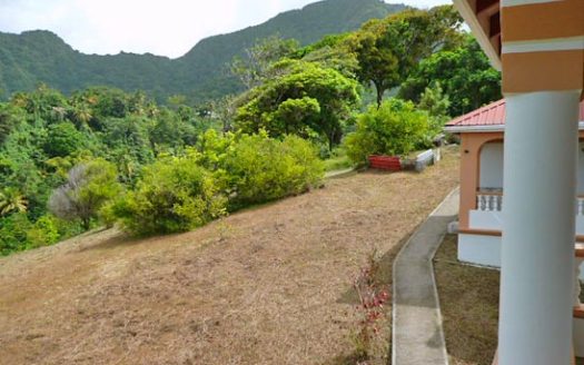 VIEILLE CASE – 6 Bedroom Charming House on 2 Acres