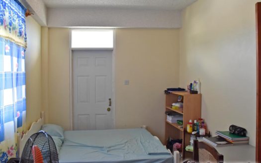 POTTERSVILLE – Income Property 3 Storey Apartment Building