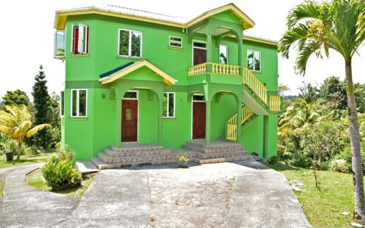 SALTAUN – 2.5 Storey, 4 Bedroom, Uniquely Designed Home On 0.48 Acre