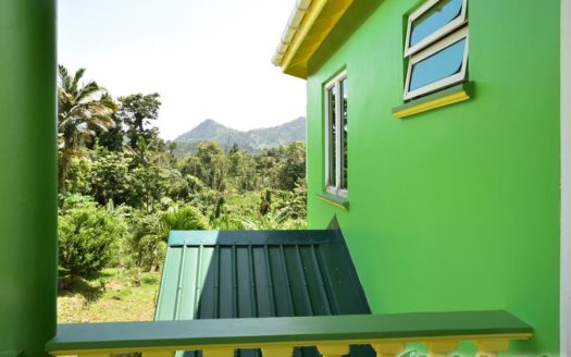 SALTAUN – 2.5 Storey, 4 Bedroom, Uniquely Designed Home On 0.48 Acre