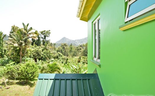 SALTAUN – 2.5 Storey, 4 Bedroom, Uniquely Designed Home On 0.48 Acre