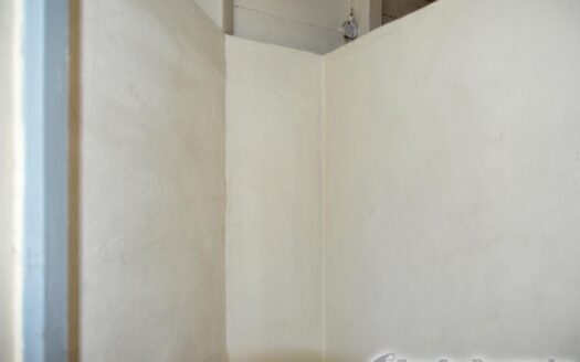 Castle Street, ROSEAU – Historical 2 Storey Masonry-Timber Building On 1,188.sq.ft.