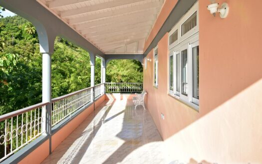 ST. AROMENT – 5 Bedroom, 4 Bathroom House On 7,447.sq.ft. With Majestic Sea View