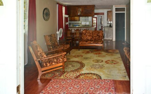 SHAWFORD, Roseau Valley – 2 Storey, 4 Bedroom Lovely Family Home