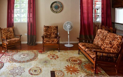 SHAWFORD, Roseau Valley – 2 Storey, 4 Bedroom Lovely Family Home