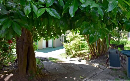 SHAWFORD, Roseau Valley – 2 Storey, 4 Bedroom Lovely Family Home