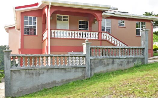 CASTLE COMFORT, Upper – Fully Furnished 2 Bedroom Ground Floor Apartment For Rent