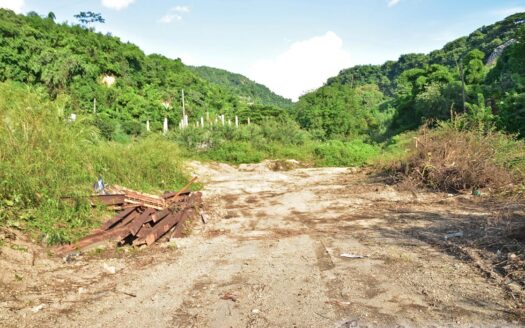 FOND COLE INDUSTRIAL SITE – 22,971.sq.ft. Prime Industrial Land