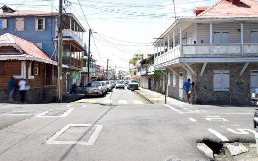 ROSEAU, King George V Street – Commercial, Residential Building On 1,332.sq.ft.