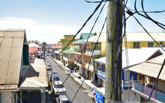 ROSEAU, King George V Street – Commercial, Residential Building On 1,332.sq.ft.