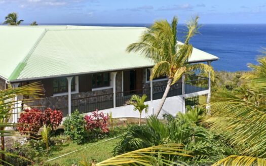 Guillet, SAVANNE PAILLE – Luxurious ‘Plantation Style’ 2 Storey Building on 3 Acres of Tropical Gardens With Spectacular Sea View