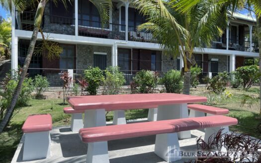 Guillet, SAVANNE PAILLE – Luxurious ‘Plantation Style’ 2 Storey Building on 3 Acres of Tropical Gardens With Spectacular Sea View