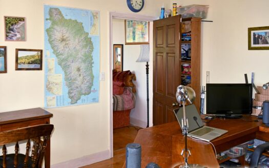 Guillet, SAVANNE PAILLE – Luxurious ‘Plantation Style’ 2 Storey Building on 3 Acres of Tropical Gardens With Spectacular Sea View