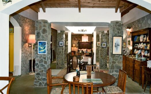 Guillet, SAVANNE PAILLE – Luxurious ‘Plantation Style’ 2 Storey Building on 3 Acres of Tropical Gardens With Spectacular Sea View