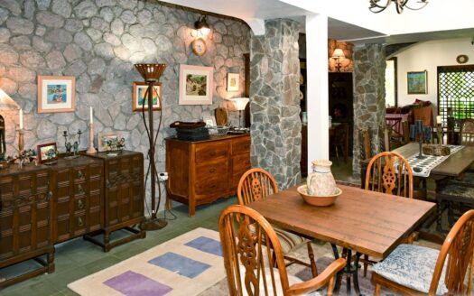 Guillet, SAVANNE PAILLE – Luxurious ‘Plantation Style’ 2 Storey Building on 3 Acres of Tropical Gardens With Spectacular Sea View