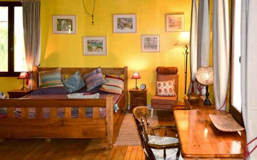 Guillet, SAVANNE PAILLE – Luxurious ‘Plantation Style’ 2 Storey Building on 3 Acres of Tropical Gardens With Spectacular Sea View