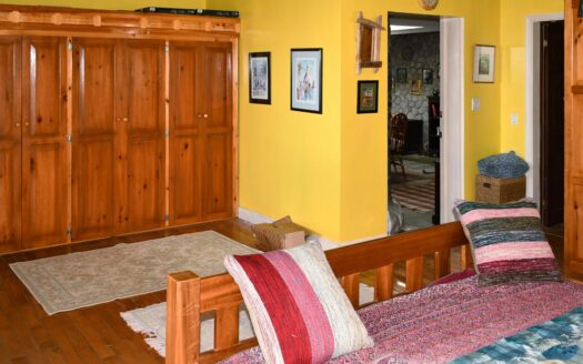 Guillet, SAVANNE PAILLE – Luxurious ‘Plantation Style’ 2 Storey Building on 3 Acres of Tropical Gardens With Spectacular Sea View