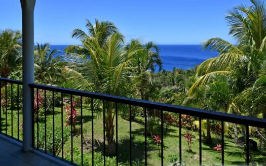 Guillet, SAVANNE PAILLE – Luxurious ‘Plantation Style’ 2 Storey Building on 3 Acres of Tropical Gardens With Spectacular Sea View