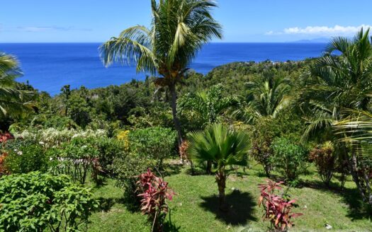 Guillet, SAVANNE PAILLE – Luxurious ‘Plantation Style’ 2 Storey Building on 3 Acres of Tropical Gardens With Spectacular Sea View