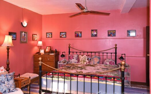 Guillet, SAVANNE PAILLE – Luxurious ‘Plantation Style’ 2 Storey Building on 3 Acres of Tropical Gardens With Spectacular Sea View