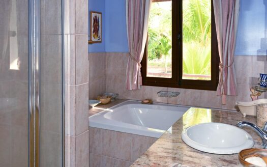 Guillet, SAVANNE PAILLE – Luxurious ‘Plantation Style’ 2 Storey Building on 3 Acres of Tropical Gardens With Spectacular Sea View