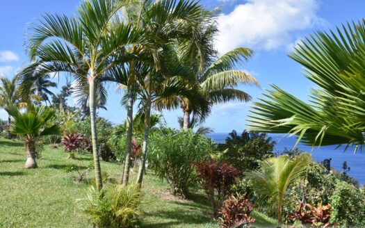 Guillet, SAVANNE PAILLE – Luxurious ‘Plantation Style’ 2 Storey Building on 3 Acres of Tropical Gardens With Spectacular Sea View