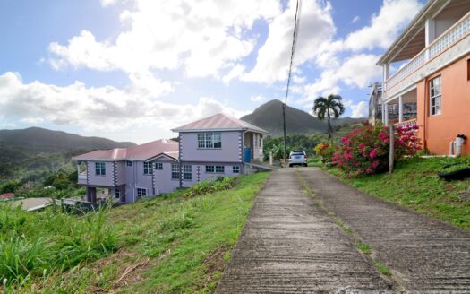 Moore Park, PAIX BOUCHE – Picturesque 6 Bedroom Home With Offering Amazing Views