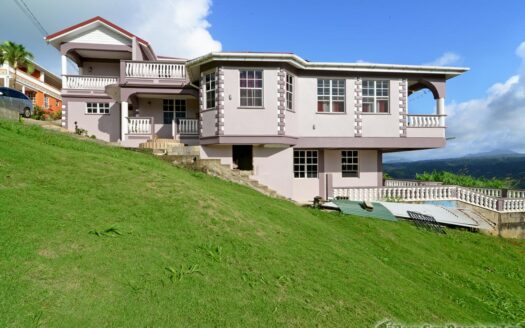 Moore Park, PAIX BOUCHE – Picturesque 6 Bedroom Home With Offering Amazing Views