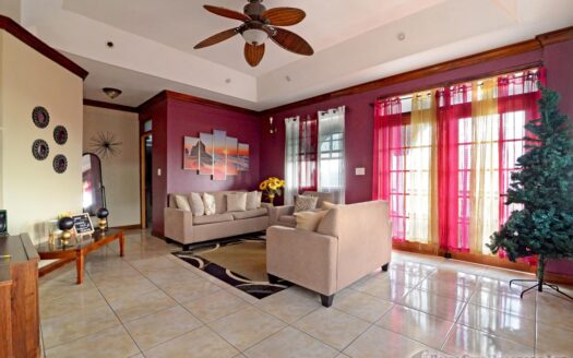 Moore Park, PAIX BOUCHE – Picturesque 6 Bedroom Home With Offering Amazing Views