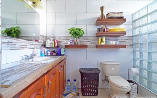 Moore Park, PAIX BOUCHE – Picturesque 6 Bedroom Home With Offering Amazing Views