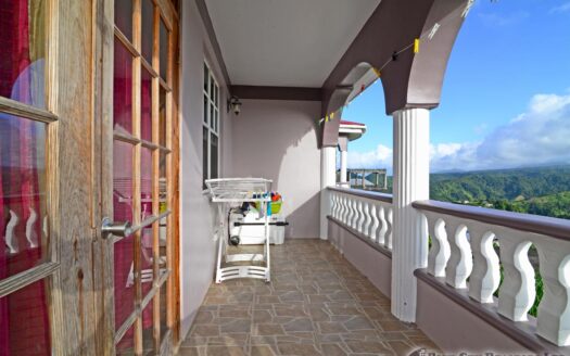 Moore Park, PAIX BOUCHE – Picturesque 6 Bedroom Home With Offering Amazing Views