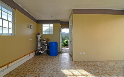 Moore Park, PAIX BOUCHE – Picturesque 6 Bedroom Home With Offering Amazing Views