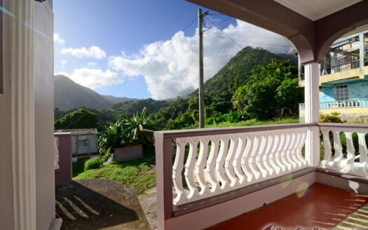 Moore Park, PAIX BOUCHE – Picturesque 6 Bedroom Home With Offering Amazing Views