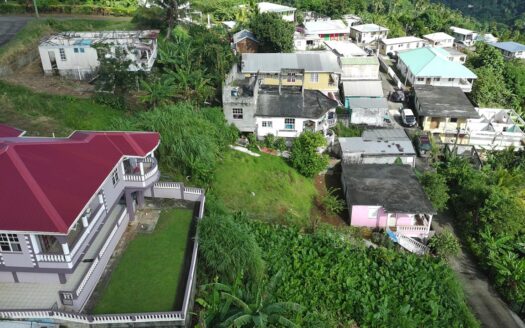 Moore Park, PAIX BOUCHE – Picturesque 6 Bedroom Home With Offering Amazing Views