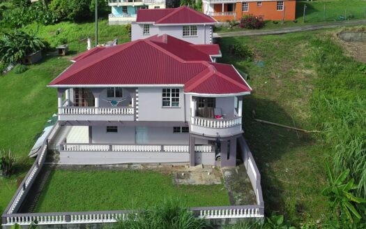 Moore Park, PAIX BOUCHE – Picturesque 6 Bedroom Home With Offering Amazing Views