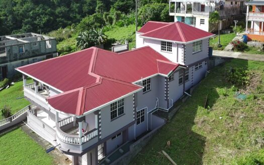 Moore Park, PAIX BOUCHE – Picturesque 6 Bedroom Home With Offering Amazing Views