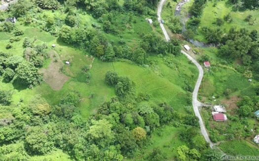 BELLES – 5.62 Acres Of Elevated Rain Forest With Heavy Flowing Streams & Mountain Views