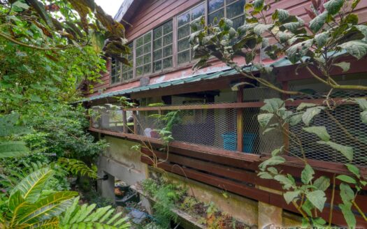 CORONA – 2 Floor, 6 Bedroom, 5 bath house in serene, central location on 1.10 Acre of lush property