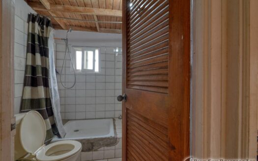 CORONA – 2 Floor, 6 Bedroom, 5 bath house in serene, central location on 1.10 Acre of lush property