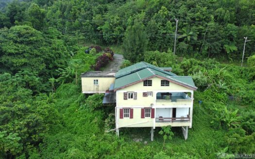 CORONA – 2 Floor, 6 Bedroom, 5 bath house in serene, central location on 1.10 Acre of lush property