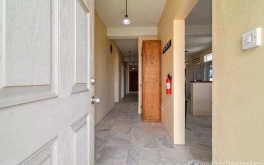 CHECKHALL – Versatile 6-Bedroom, 4-Apartment Property with Astounding Sea Vistas