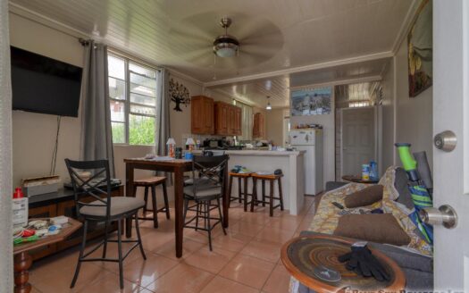 CHECKHALL – Versatile 6-Bedroom, 4-Apartment Property with Astounding Sea Vistas