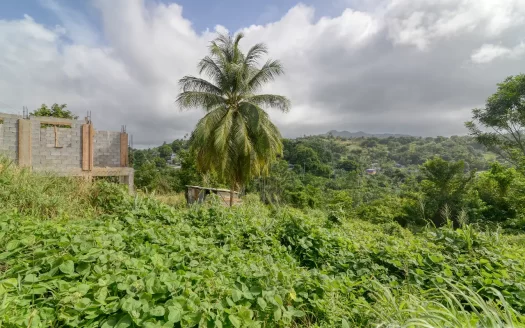 MARIGOT, Sam’s Gutter – 10,070.sq.ft. Large Prime Residential Lot