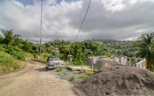 MARIGOT, Sam’s Gutter – 10,070.sq.ft. Large Prime Residential Lot