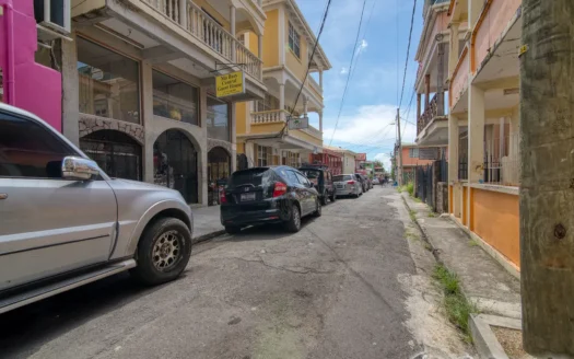 Fields Lane, ROSEAU – 3 Floor Elegant Home With Commercial Ground Floor On 1,185 sq.ft.