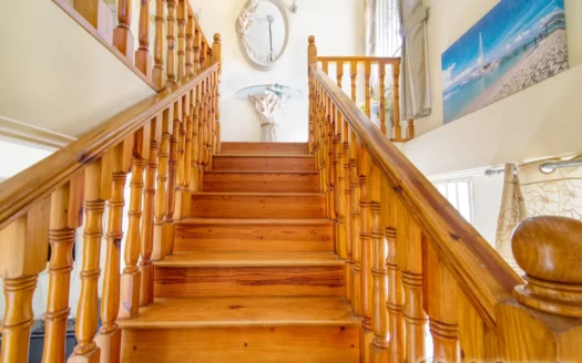 Fields Lane, ROSEAU – 3 Floor Elegant Home With Commercial Ground Floor On 1,185 sq.ft.