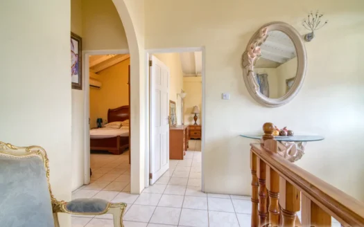 Fields Lane, ROSEAU – 3 Floor Elegant Home With Commercial Ground Floor On 1,185 sq.ft.